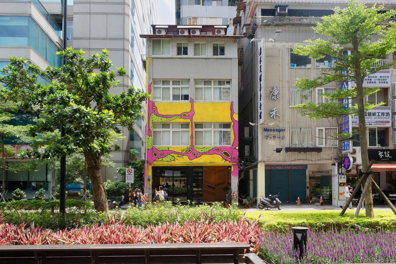 Flip Flop Hostel - Main Station Taipéi Exterior foto